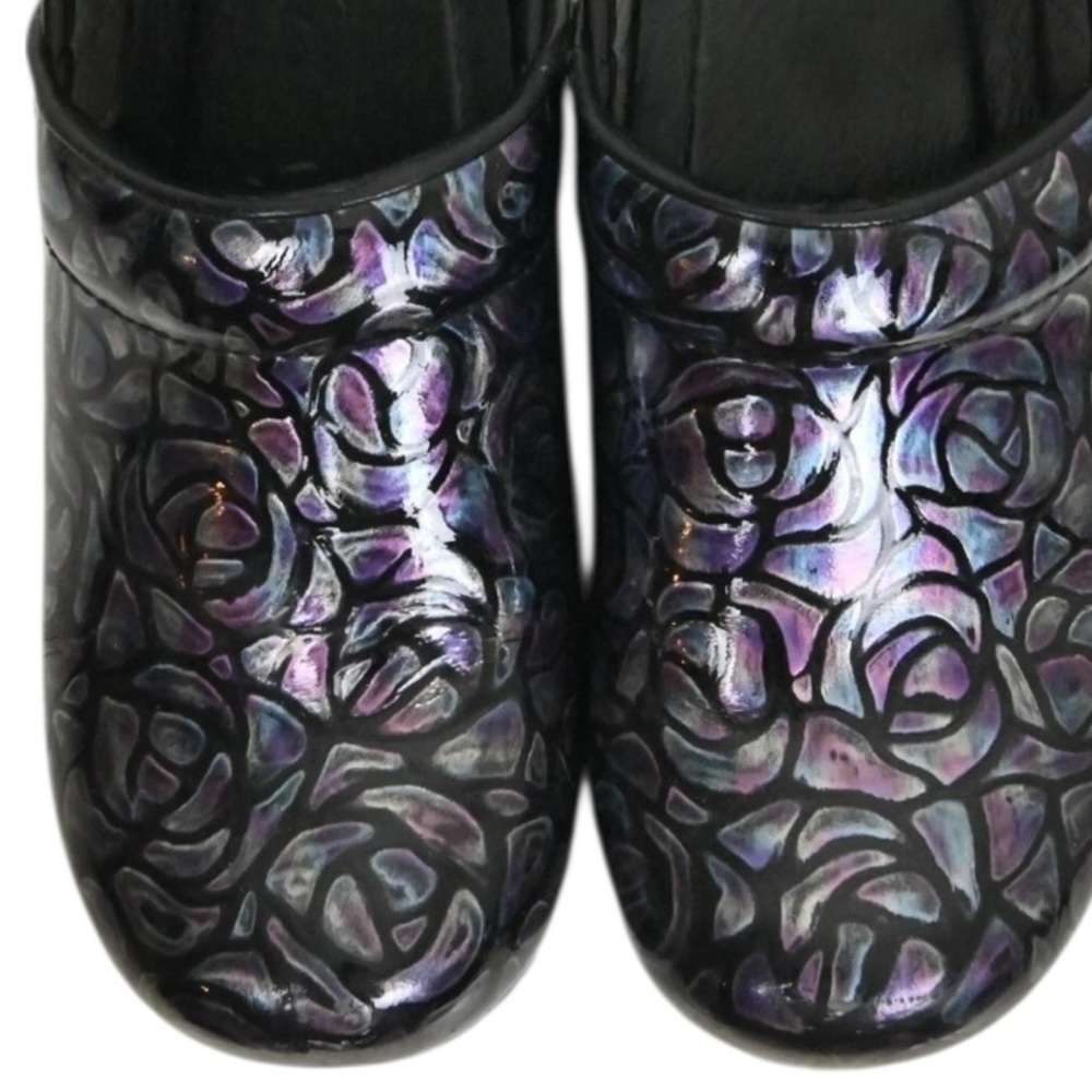 Dansko Professional XP 2.0 Night Rose Patent Leather clogs. - Picture 2 of 8